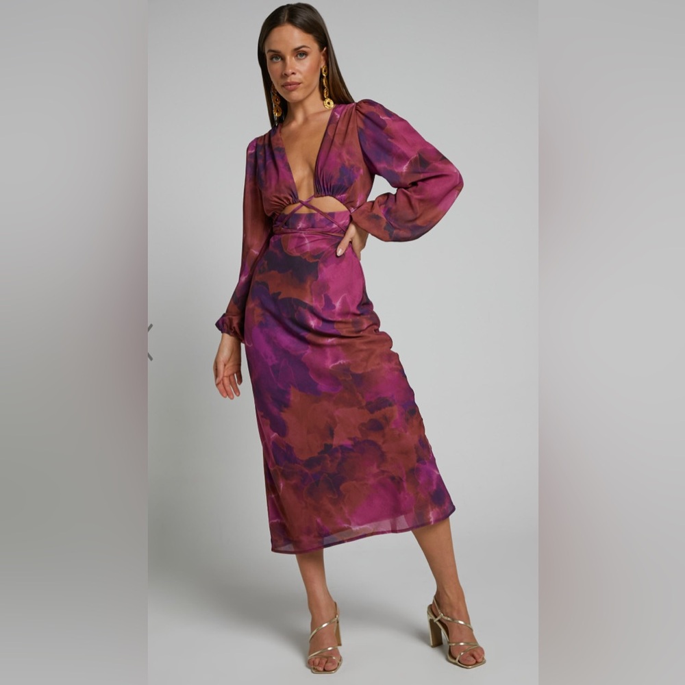Showpo ARTOLA MIDI DRESS - FRONT CUT OUT LONG SLEEVE DRESS IN BLURRED DREAMS